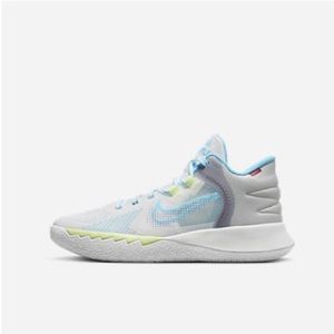 Kylie flytrap 5 basketball shoes size 5.5 boys